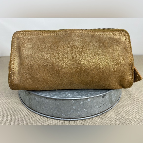 TANO ORIGINAL CHICKLIT GOLD SUEDE WALLET/CLUTCH - Picture 2 of 15